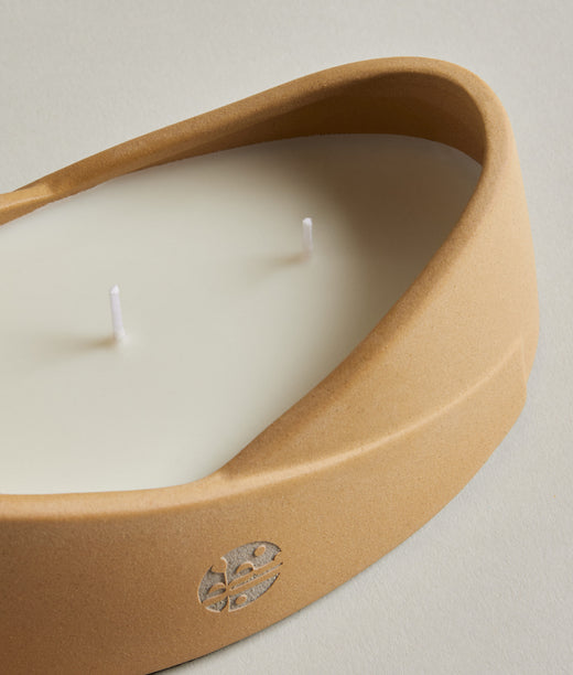 Embrace Artisanal Candle 290G