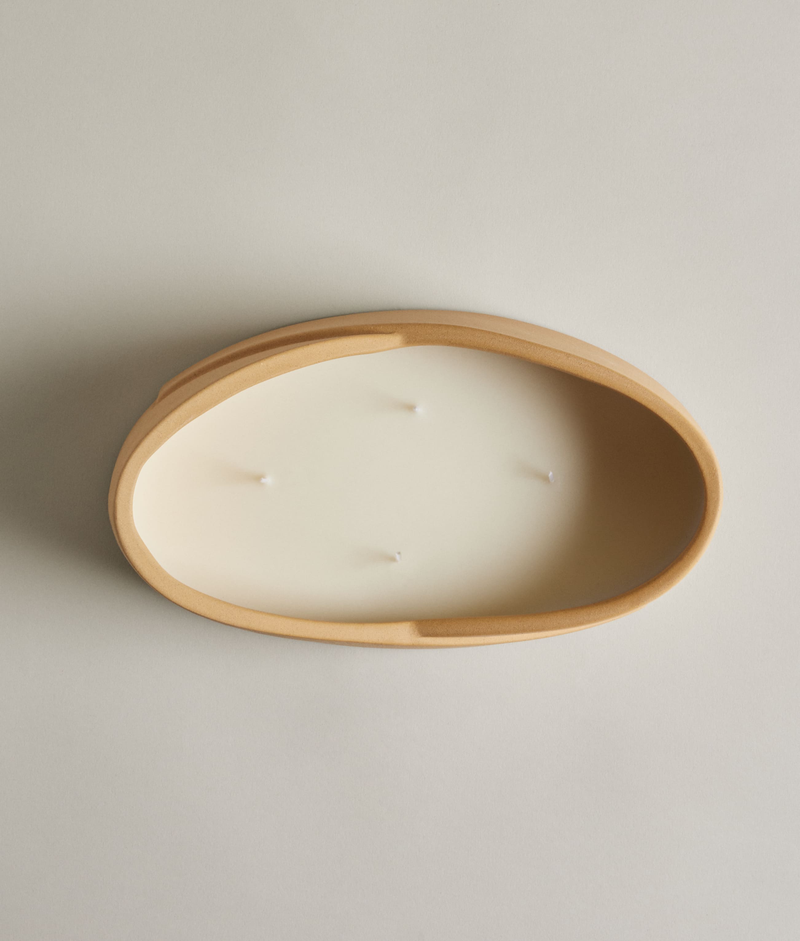 Embrace Artisanal Candle 1KG